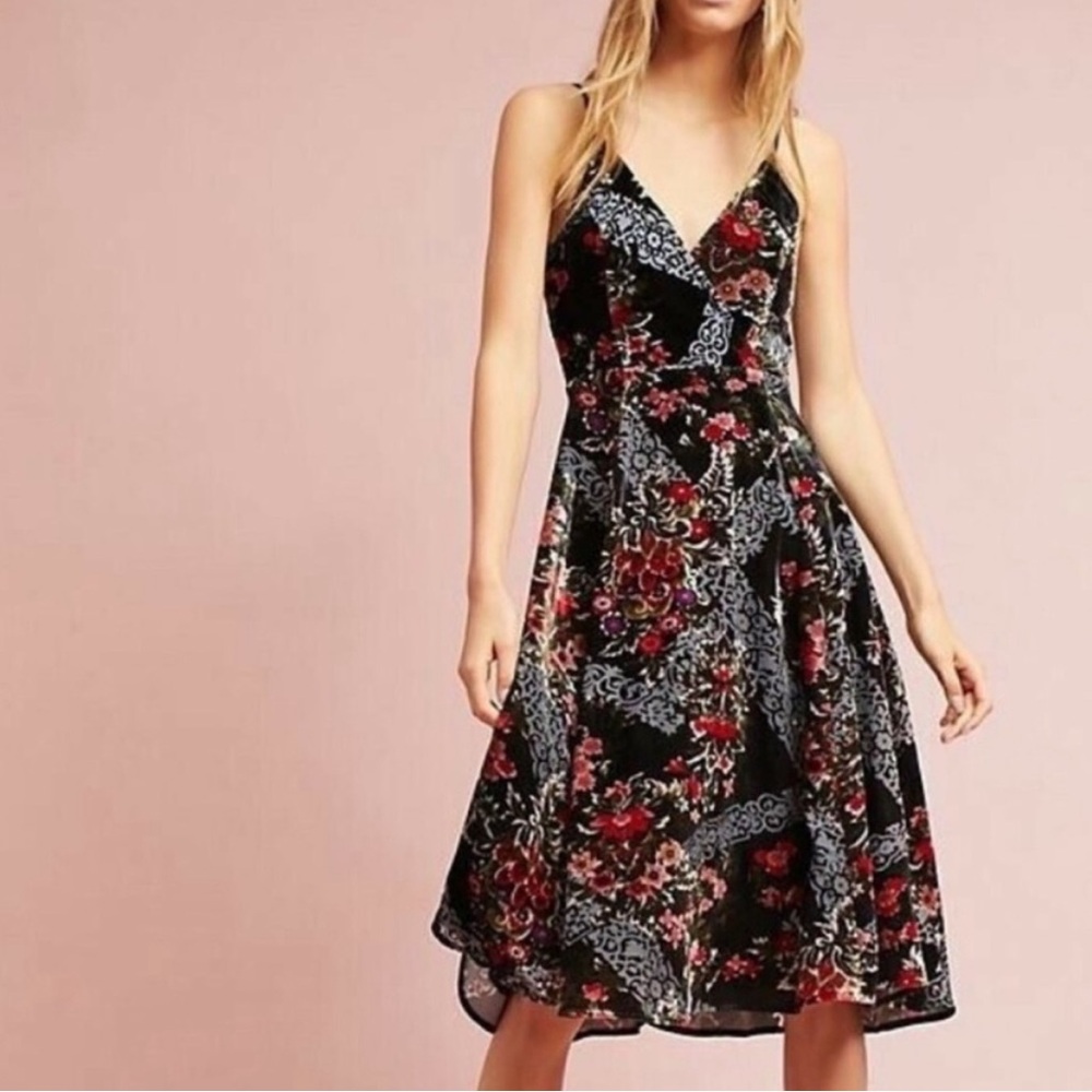 Chic Black and Red Floral Midi Dress Velvet